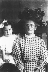 L to R.  Annie Mae Butts and Pamela Jane Parker Landen - circa 1920